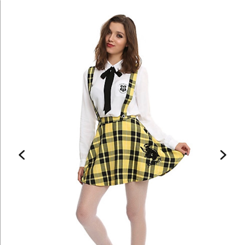 Hufflepuff house skirt with detachable suspenders